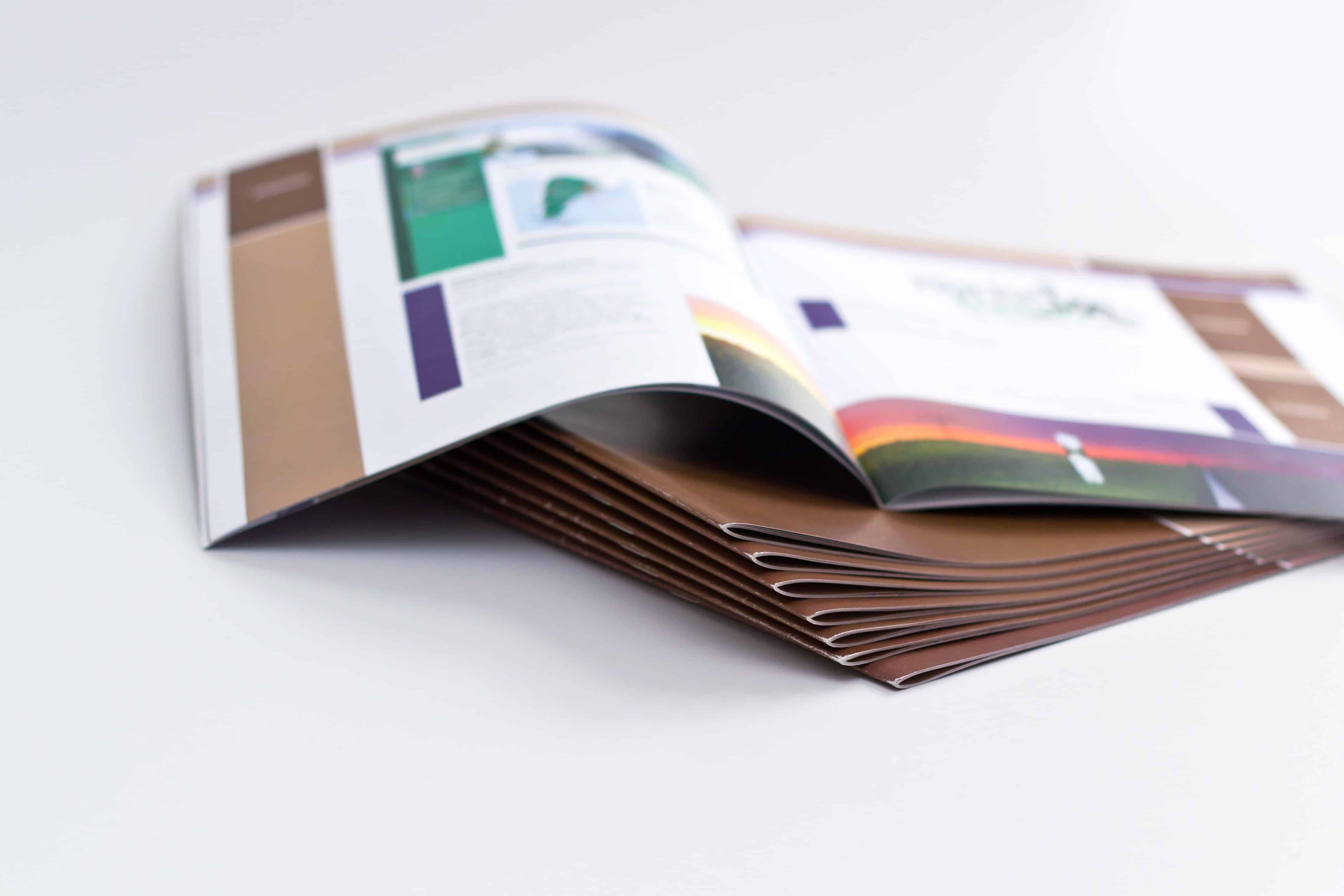 Booklet printing cheap, saddle stitched booklet printing